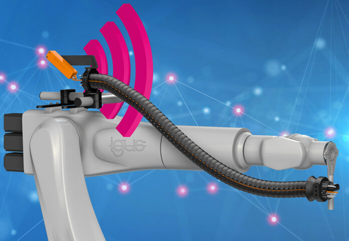 k208_220630_01 igus, 3D-Energieketten, Fertigungstechnik