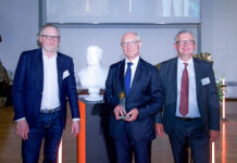 Dr. Kurt Schmalz erhält Rudolf-Diesel-Medaille
