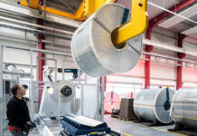 25 Tonnen aufgerolltes Blech vollständig verarbeiten