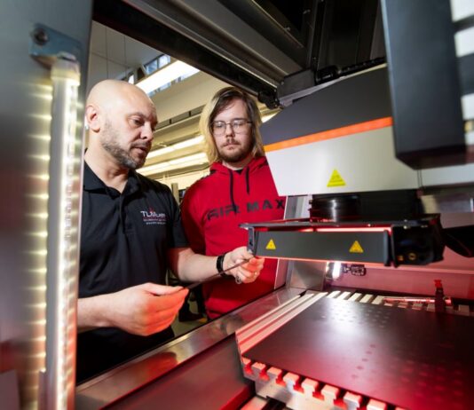 FOBA unterstützt Hochschule in Irland