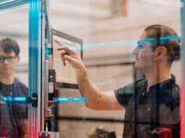 KI-gestützter Assistent optimiert Engineering- und Operations-Abläufe