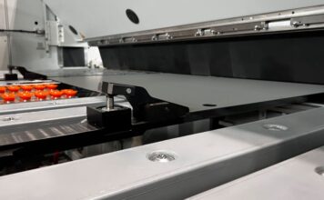 Einmal anschlagen, automatisch biegen