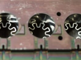 Über Fertigung oder Stillstand entscheiden 0,3 Mikrometer