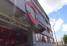 HERMLE AG übertrifft Erwartungen 2025