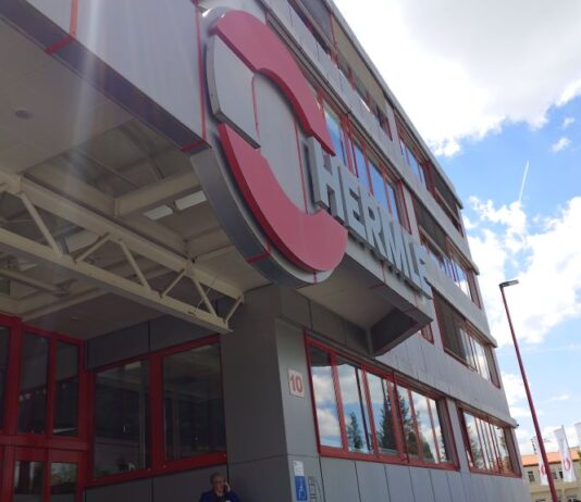 HERMLE AG übertrifft Erwartungen 2025