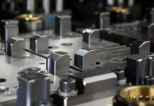 Schichten für Umformwerkzeuge im Fensterbau