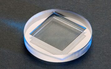 Laserbasierte Fertigung komplexer Glasoptiken