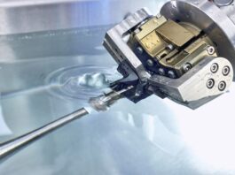 Knochensägen per Ultraschall entgraten
