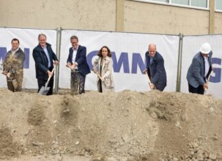 Spatenstich bei GMN