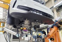 Umsetzung eines hybrid-autonomen Montagesystems