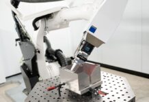 KI-gestützter Laserschweißzelle von TRUMPF