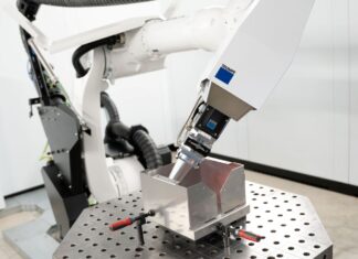 KI-gestützter Laserschweißzelle von TRUMPF